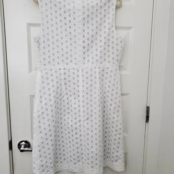 Diane von Furstenberg Carprenna Ring Stitch Dress 14. - Picture 11 of 16